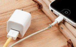 Dây sạc iphone cứ bị đứt