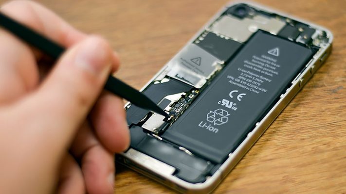 Cách sạc pin iPhone đúng cách đơn giản giúp kéo dài tuổi thọ