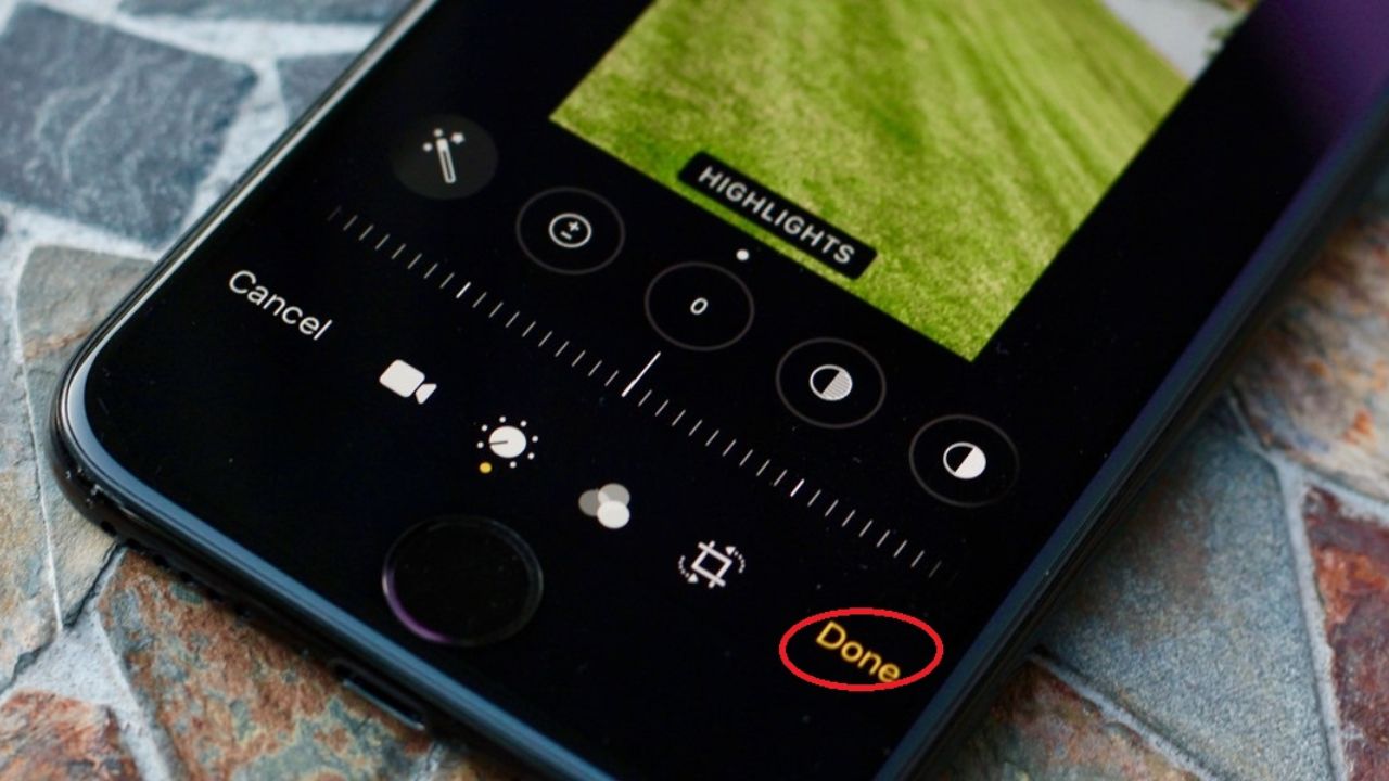 Cách xoay lật video trên iPhone theo đúng chiều mà bạn muốn