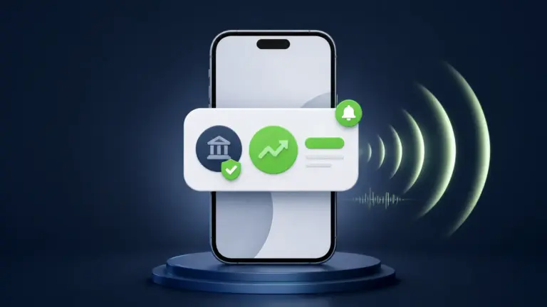 Minh họa iPhone đọc thông báo tiền vào tài khoản bằng giọng nói